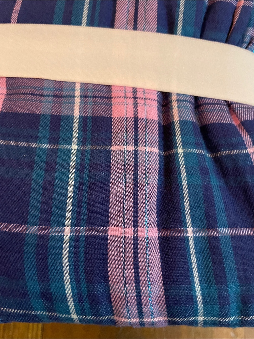 NWT VICTORIA’S SECRET FLANNEL LONG PJ SET Sz M in Gift Box - Picture 5 of 7